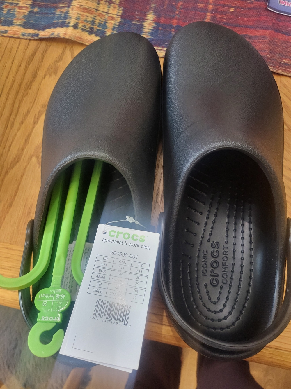 CROCS Specialist II Work Clog in Black